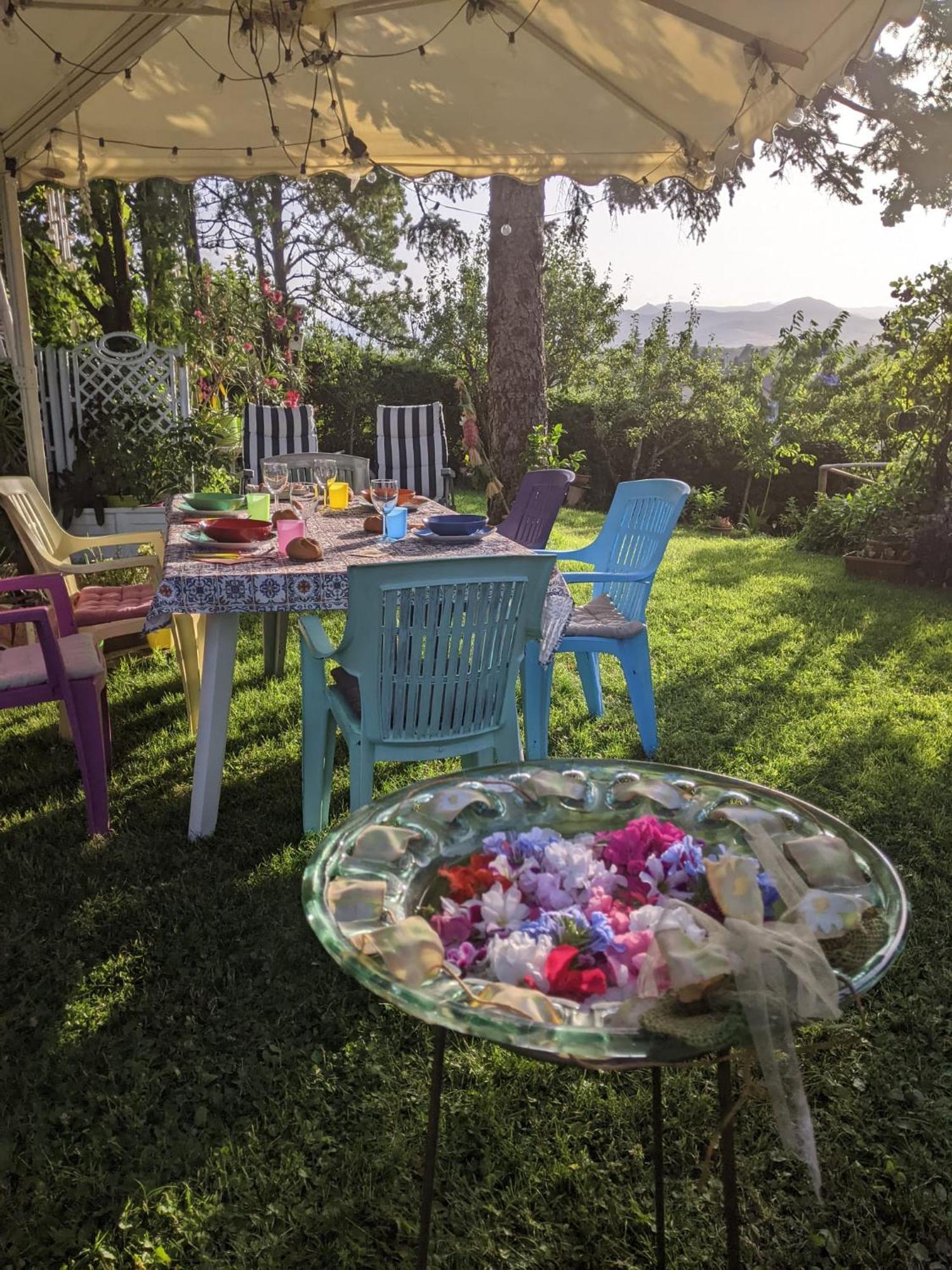 Nel Giardino Di Oz Bed and Breakfast Fornovo di Taro Buitenkant foto